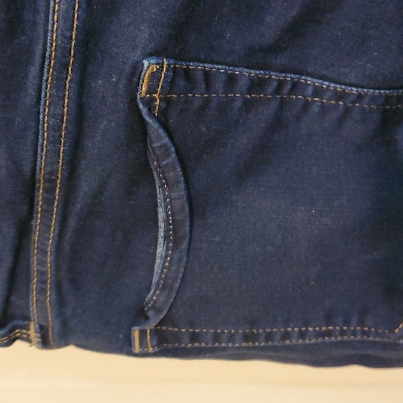 A new approach dark wash skinny Jeans - Picture 5 of 5